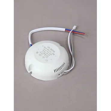 Токовый драйвер 8-12Вт 24-42V VitaLuce V0094 Токовый драйвер 8-12Вт 24-42V VitaLuce V0094