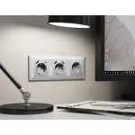 Лицевая панель для электрической розетки с заземлением со шторками 2USB A+A Ambrella Volt ALFA AP4090