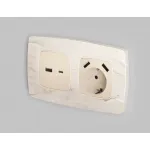 Лицевая панель для электрической розетки с заземлением со шторками 2USB A+A Ambrella Volt OMEGA OP3090