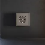 Накладка для розетки с заземлением и защитными шторками с USB A+C S70 (капучино) Voltum VLS001014