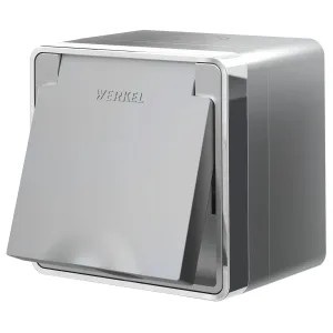 Розетка с заземлением и шторками Werkel Gallant W5071206