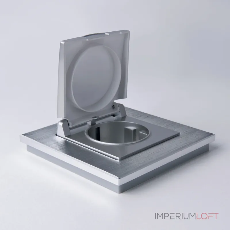 Розетка влагозащ. с зазем. с защит. крышкой и шторками Werkel W1171206