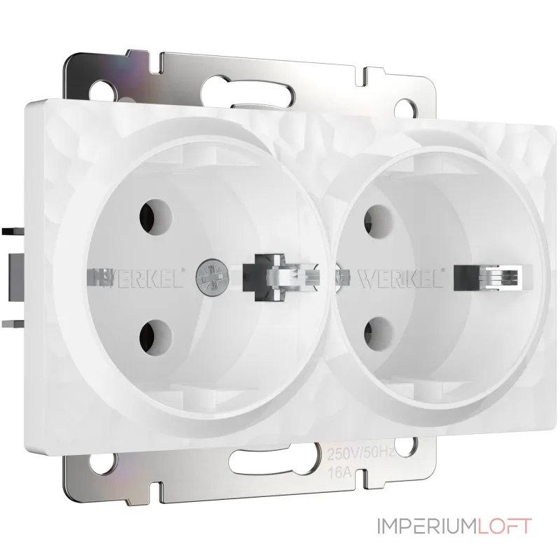 Розетка двойная с заземлением Werkel W1272001 Розетка двойная с заземлением Werkel W1272001